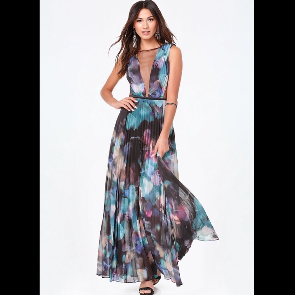 COPY - "BEBE" PRINT PLEATED DEEP V GOWN